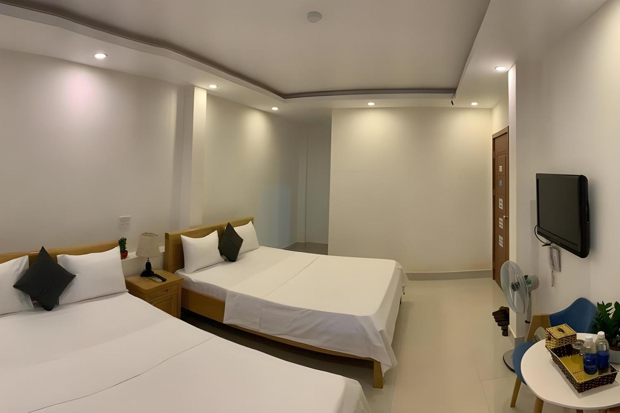 Tuan Anh 2 Hotel Ðồng Hới Buitenkant foto